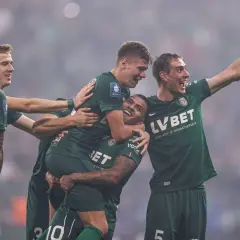 Gdzie oglądać mecze ekstraklasy? Odkryj najlepsze opcje transmisji