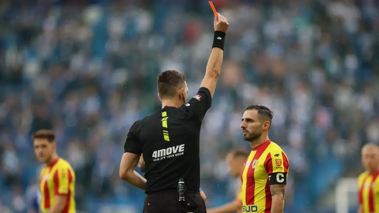Zdjęcie Ekstraklasa: Kto nie zagra w 14. kolejce z powodu kartek?